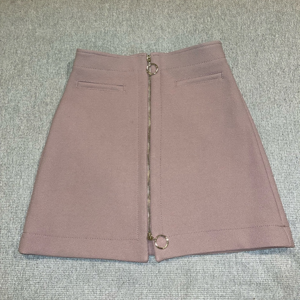 Max & co pink zip up mini skirt size 2